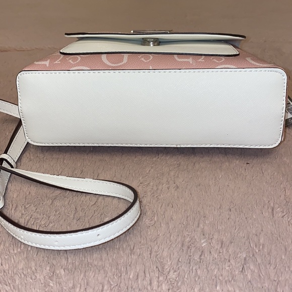 GUESS ROSE BAG 💼 - Picture 12 of 12